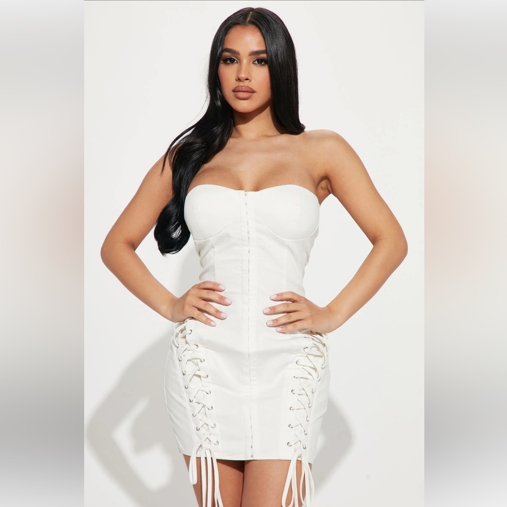 Fashion nova corset dress
